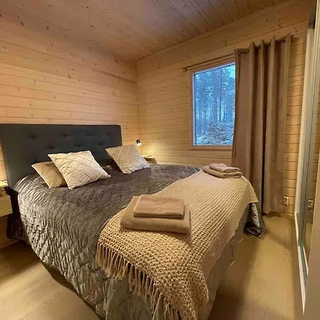 Lyxfaellan * Kemionsaari